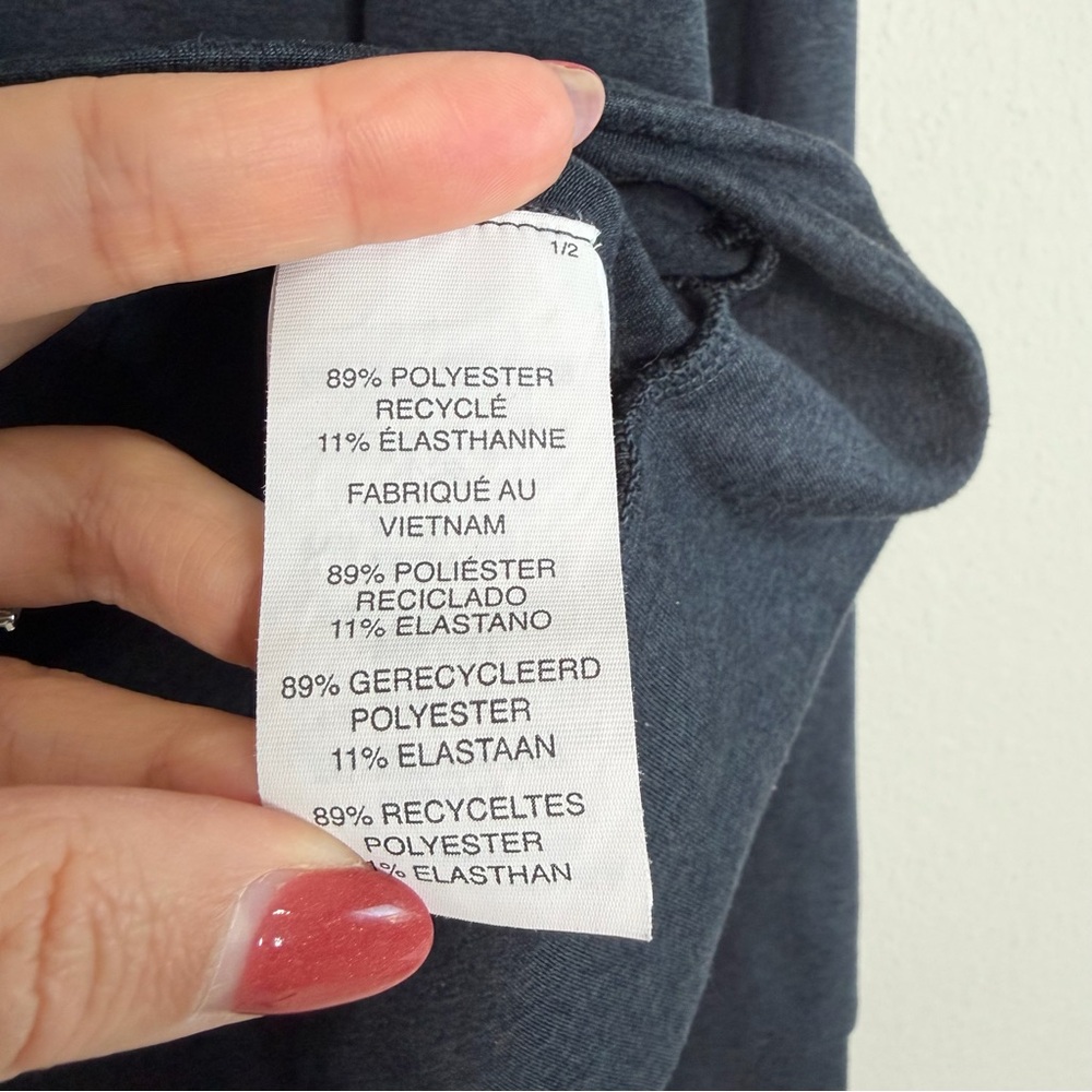 VUORI Halo Performance Zip-Up Hoodie Size Medium - Picture 4 of 7